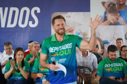Bruno Peixoto requer criação do Dia Estadual do Amor Maior