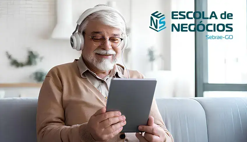 Curso gratuito promove inclusão digital para pessoas com mais de 60 anos | ASN Goiás