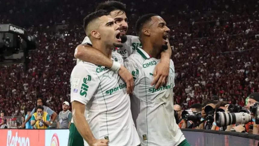 Palmeiras goleia Fla em pleno Maracanã e amplia vantagem na liderança do Brasileiro Palmeiras goleia Fla em pleno Maracanã e amplia vantagem na liderança do Brasileiro