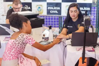 Polícia Civil participa de ação social e leva serviços à comunidade em Barro Alto