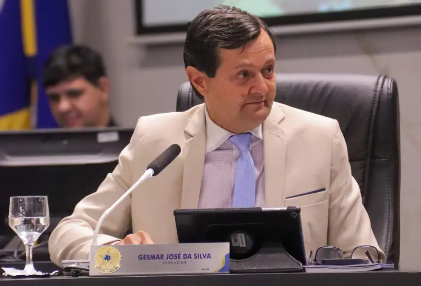 Vereador Gesmar pede inclusão de garis em bairros sem atendimento em Goianésia