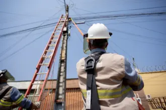 Goianésia, Jaraguá e Vila Propício avançam com obras de expansão da rede elétrica