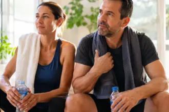 Muita gente convive com estes sintomas sem saber que eles podem estar ligados à falta de vitamina D