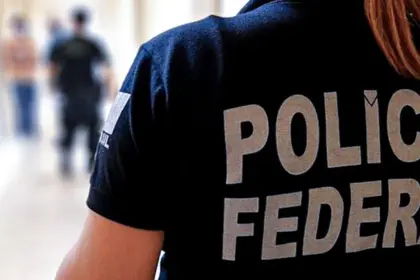 PF apreende celulares para coibir violência infantojuvenil na internet
