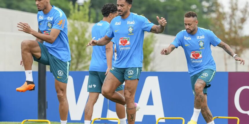 Brasil faz penúltimo treino e viaja para o Texas onde enfrenta Japão Brasil faz penúltimo treino e viaja para o Texas onde enfrenta Japão
