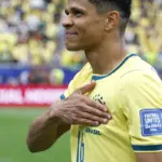 Douglas Santos traz vivência do ouro olímpico para buscar o hexa