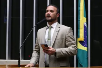 Projeto torna crime o uso de animais no tráfico de drogas