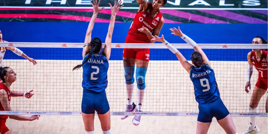 Seleção Brasileira feminina de vôlei sofre virada da Turquia e é vice-campeão da Liga das Nações Seleção Brasileira feminina de vôlei sofre virada da Turquia e é vice-campeão da Liga das Nações