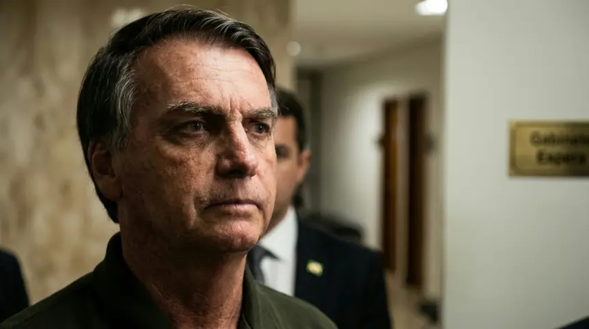 Bolsonaro solicita ao STF autorização para consulta odontológica com nora Bolsonaro solicita ao STF autorização para consulta odontológica com nora
