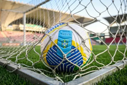 Brasileirão feminino entra em fase decisiva com disputa por vagas e luta contra o rebaixamento