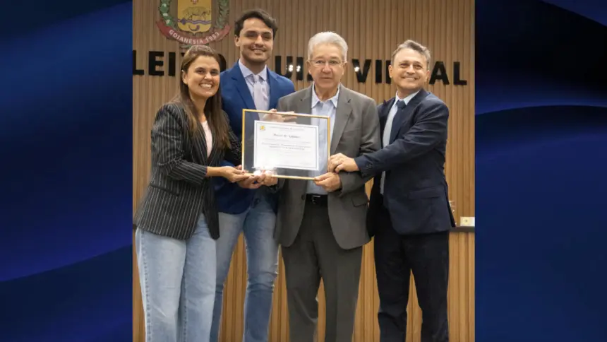 Câmara de Goianésia homenageia 11 cooperativas em sessão solene com plenário lotado Câmara de Goianésia homenageia 11 cooperativas em sessão solene com plenário lotado