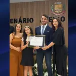 Câmara de Goianésia homenageia 33 alunos com a Comenda do Mérito Estudantil