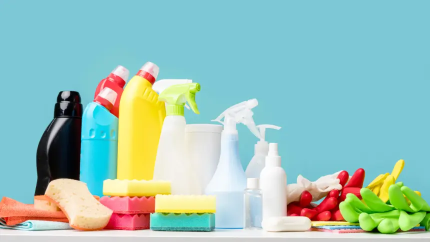 Desinfetante concentrado ou pronto para uso: qual é a melhor opção para empresas? Desinfetante concentrado ou pronto para uso: qual é a melhor opção para empresas?