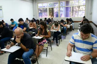 Encceja 2026 mobiliza estudantes em todo o Brasil neste domingo