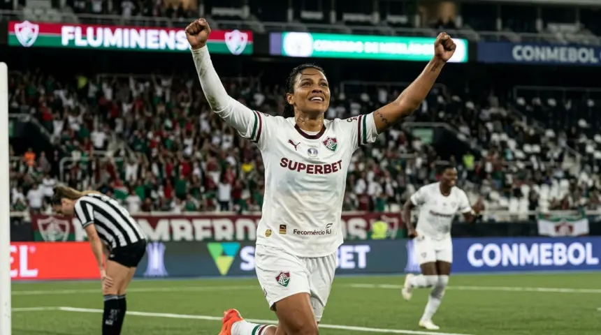 Fluminense vence Botafogo e mantém vivo o sonho da classificação no Brasileirão Feminino Fluminense vence Botafogo e mantém vivo o sonho da classificação no Brasileirão Feminino