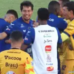 Com gol validado pelo VAR nos acréscimos, Goianésia vence o Tupy e divide a vice-liderança da Divisão de Acesso