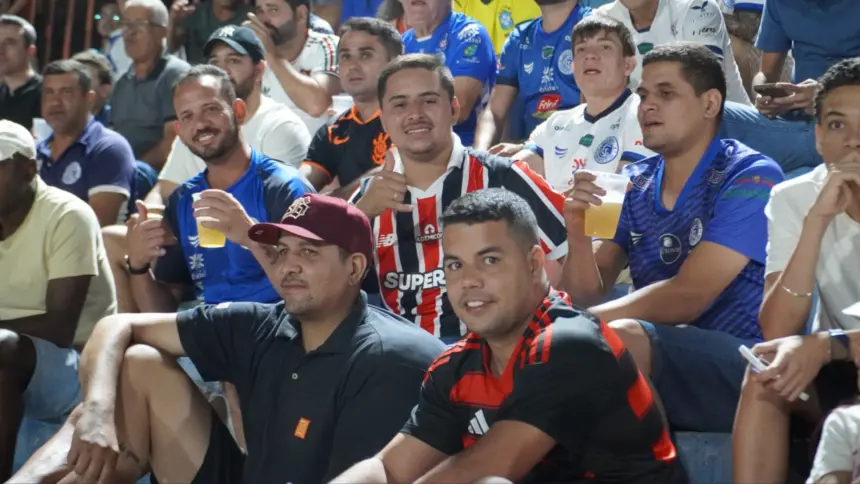 Goianésia x Morrinhos: torcedor pode trocar ingresso por 1 kg de alimento; veja como