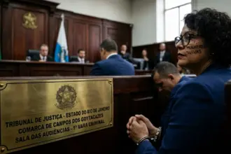 Justiça condena ex-policial a 28 anos de prisão por feminicídio premeditado em Campos
