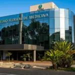 Justiça suspende norma que autorizava dentistas a realizar harmonização facial