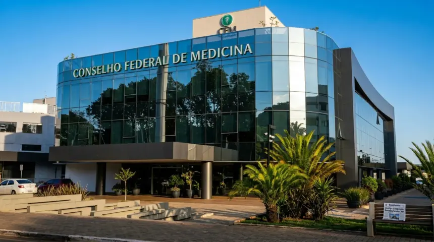 Justiça suspende norma que autorizava dentistas a realizar harmonização facial Justiça suspende norma que autorizava dentistas a realizar harmonização facial