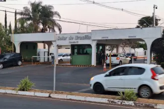Moraes solicita parecer da PGR sobre recurso contra restrição de visitas a Bolsonaro