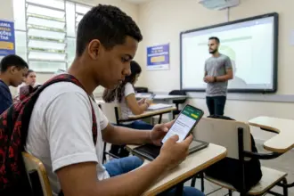 Pé-de-meia libera nova parcela para estudantes nascidos em maio e junho