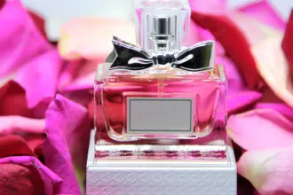 Perfumes importados: como escolher uma fragrância sem experimentar na pele?