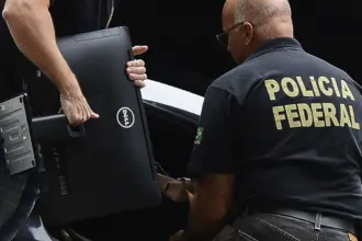 PF investiga senador Weverton Rocha por suspeita de desvios no INSS