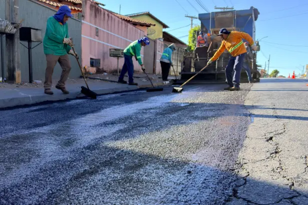 Prefeitura realiza recapeamento preventivo para preparar vias de Goianésia para o período chuvoso