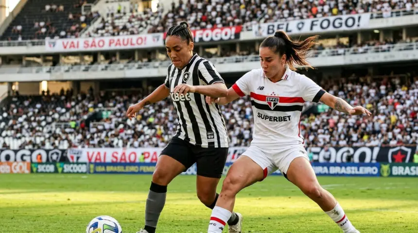 São Paulo goleia Botafogo e empata com Corinthians na liderança do Brasileiro Feminino São Paulo goleia Botafogo e empata com Corinthians na liderança do Brasileiro Feminino