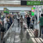 Setor de serviços mantém estabilidade em junho e fecha semestre com alta de 2%