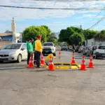 SMT reforça sinalização e recoloca dispositivos de segurança em vias recapeadas de Goianésia