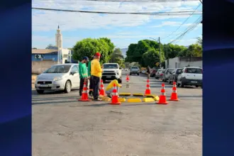 SMT reforça sinalização e recoloca dispositivos de segurança em vias recapeadas de Goianésia
