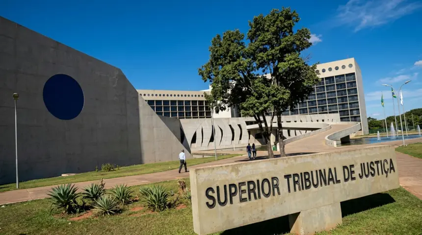 STJ determina demissão de Marco Buzzi após condenação unânime por crimes sexuais STJ determina demissão de Marco Buzzi após condenação unânime por crimes sexuais