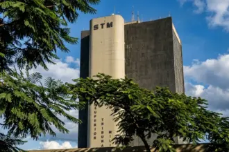 Superior Tribunal Militar decreta perda de patente de oficial acusado de transmitir HIV