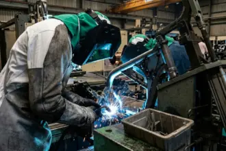 Taxa Selic em 14% ao ano ainda é vista como barreira para a indústria nacional