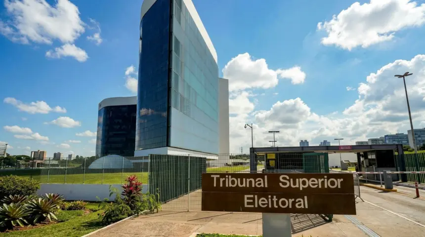 TSE busca consenso sobre uso de inteligência artificial nas eleições TSE busca consenso sobre uso de inteligência artificial nas eleições