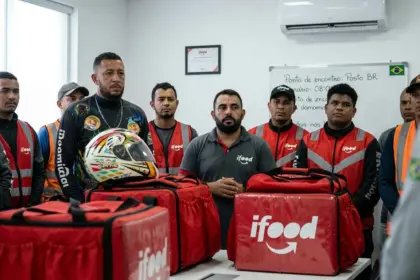 Entregadores de aplicativo em Anápolis aderem a paralisação nacional por melhores condições