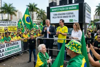 Manifestação em Goiânia reúne lideranças políticas da direita no 7 de setembro