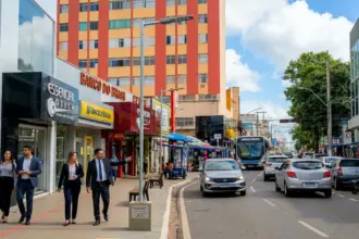 Rubens Otoni articula verba federal para iluminação do Centro de Anápolis